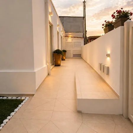 Casa Daquigno - Boutique & Garden Гостьовий будинок
